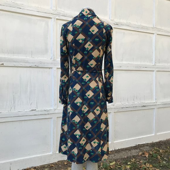 Holt Renfrew Acrylic Knit Dress Green Car Print Vintage 1300 Collection 1970s - Picture 8 of 9